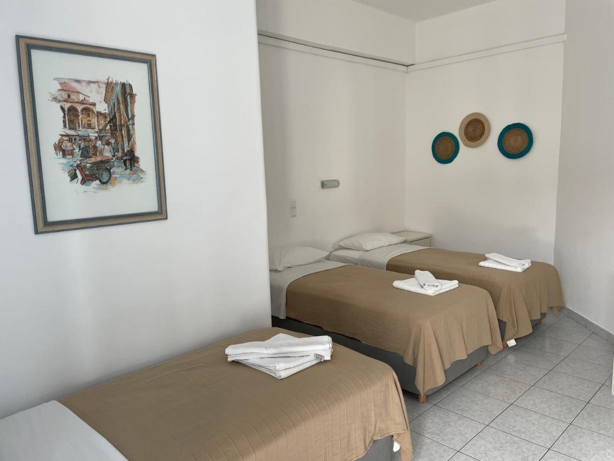 Louiza Hotel Páros Buitenkant foto