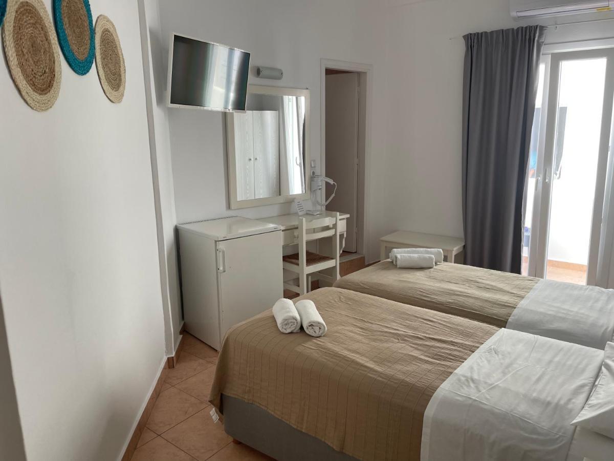 Louiza Hotel Páros Buitenkant foto
